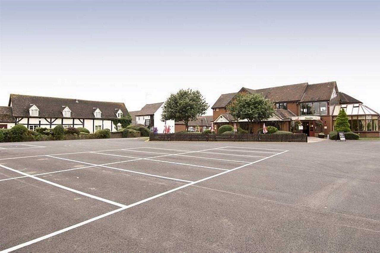 Premier Inn Coventry East Экстерьер фото